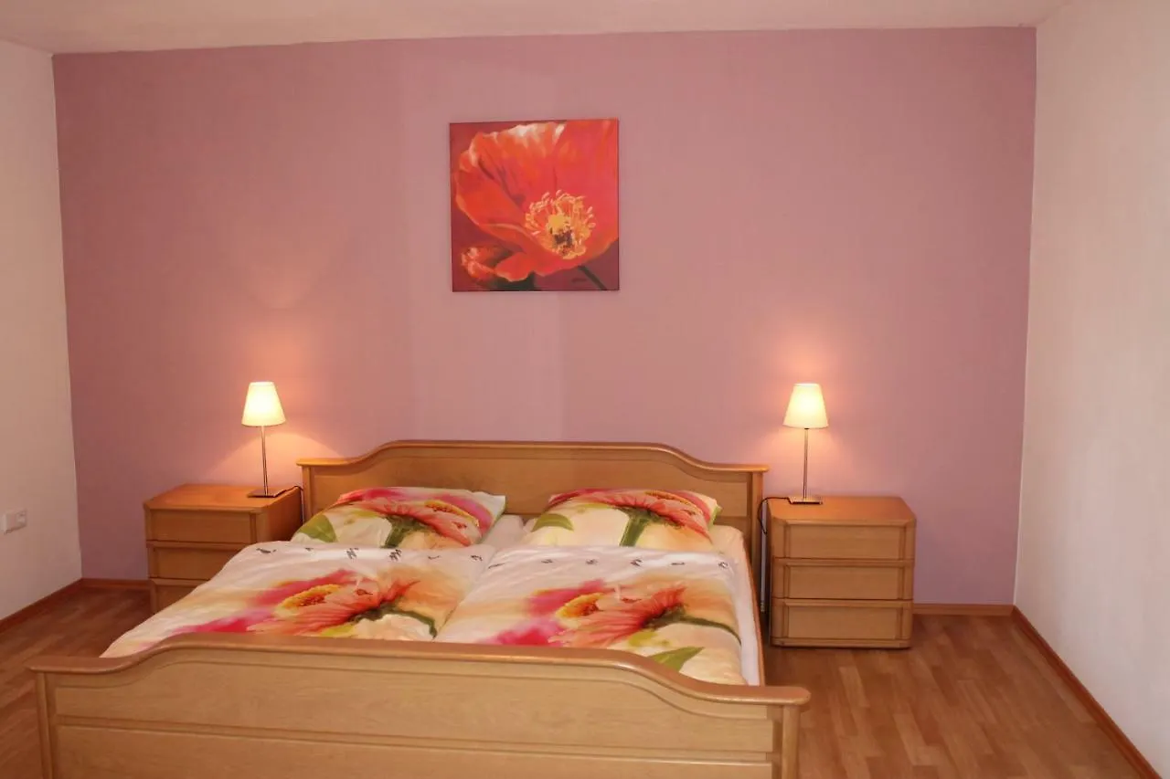 Ferienwohnung Zu den Weinbergen Donnersdorf